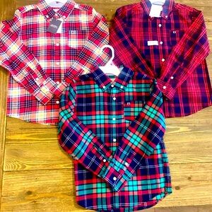 🎄❤️💚Christmas Ready!!💚❤️🎄 NWT Bundle of 3 boys button ups